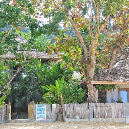 Maligaya Beach Bungalows El Nido Exterior foto